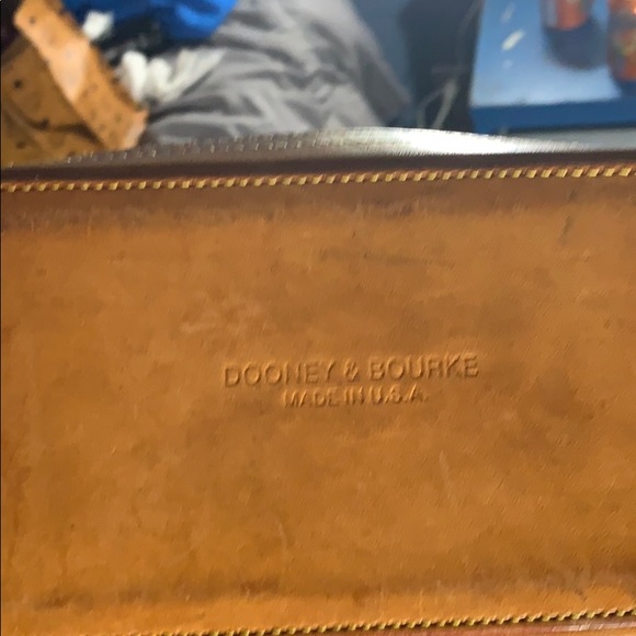 Dooney & Bourke - Picture 5 of 8